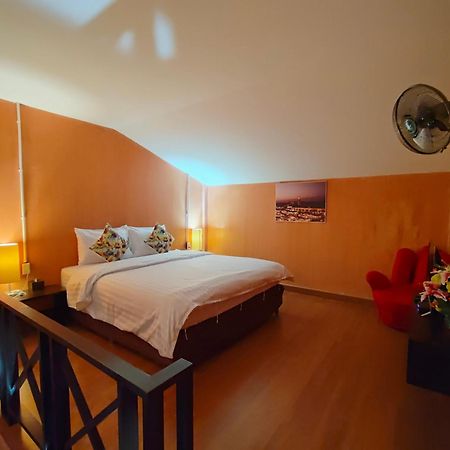Retro Box Hotel Chumphon Εξωτερικό φωτογραφία