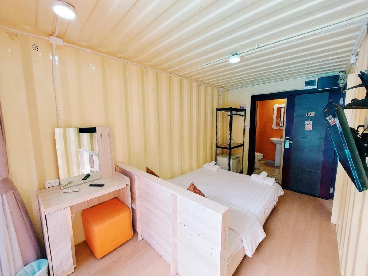 Retro Box Hotel Chumphon Εξωτερικό φωτογραφία