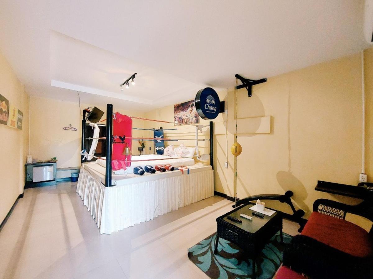 Retro Box Hotel Chumphon Εξωτερικό φωτογραφία