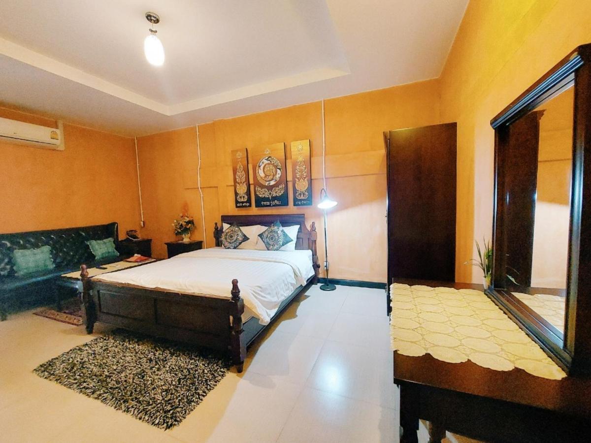 Retro Box Hotel Chumphon Εξωτερικό φωτογραφία
