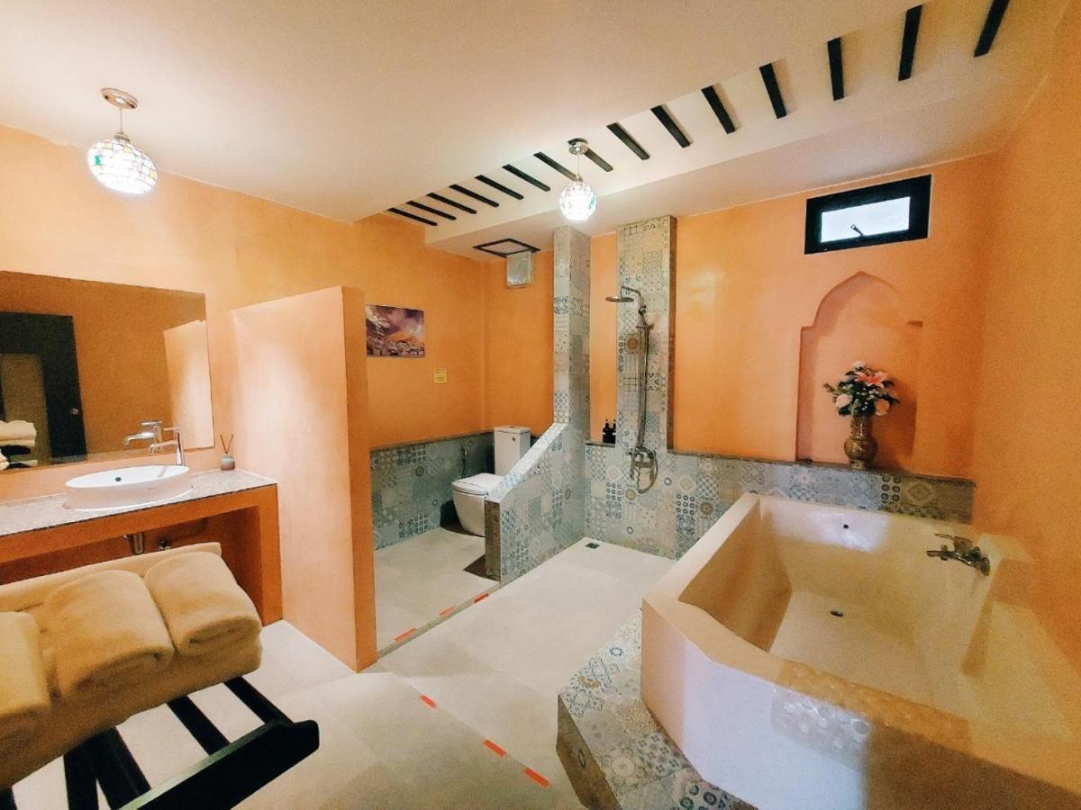 Retro Box Hotel Chumphon Εξωτερικό φωτογραφία