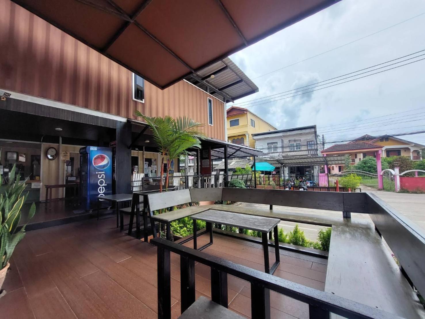 Retro Box Hotel Chumphon Εξωτερικό φωτογραφία