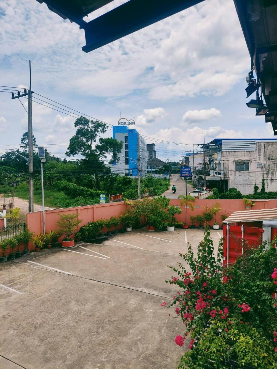Retro Box Hotel Chumphon Εξωτερικό φωτογραφία