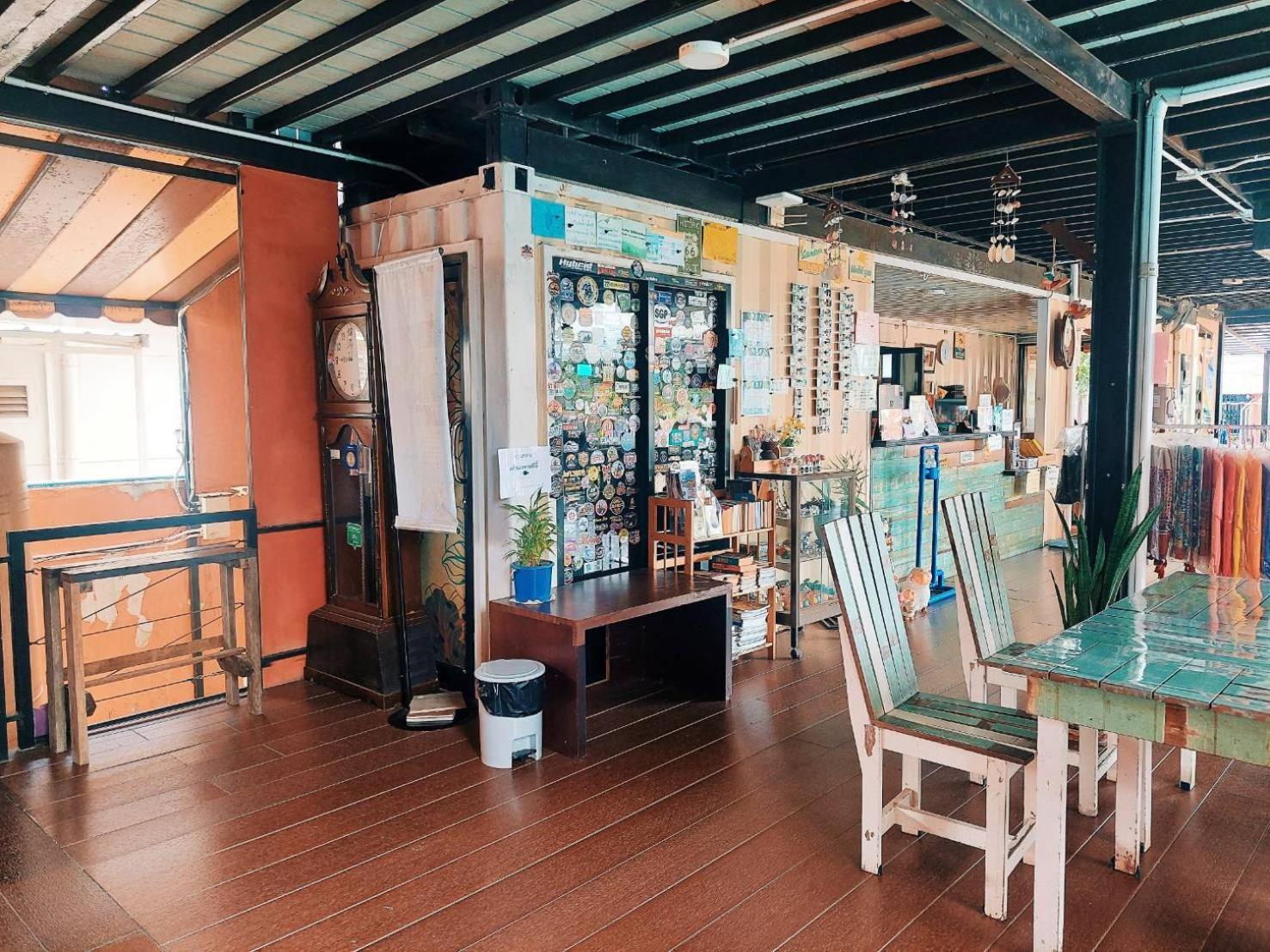 Retro Box Hotel Chumphon Εξωτερικό φωτογραφία