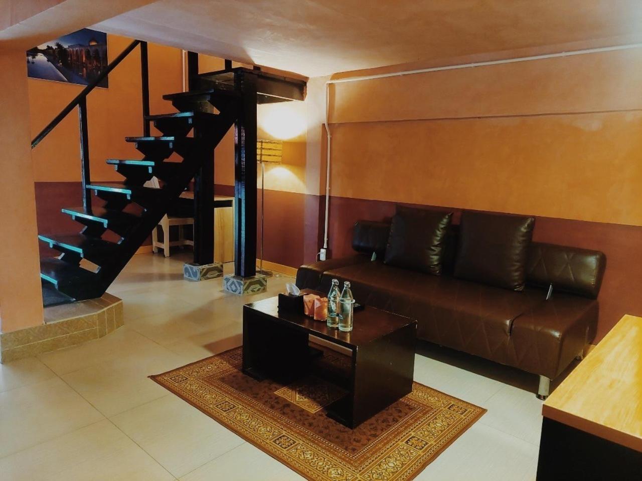 Retro Box Hotel Chumphon Εξωτερικό φωτογραφία