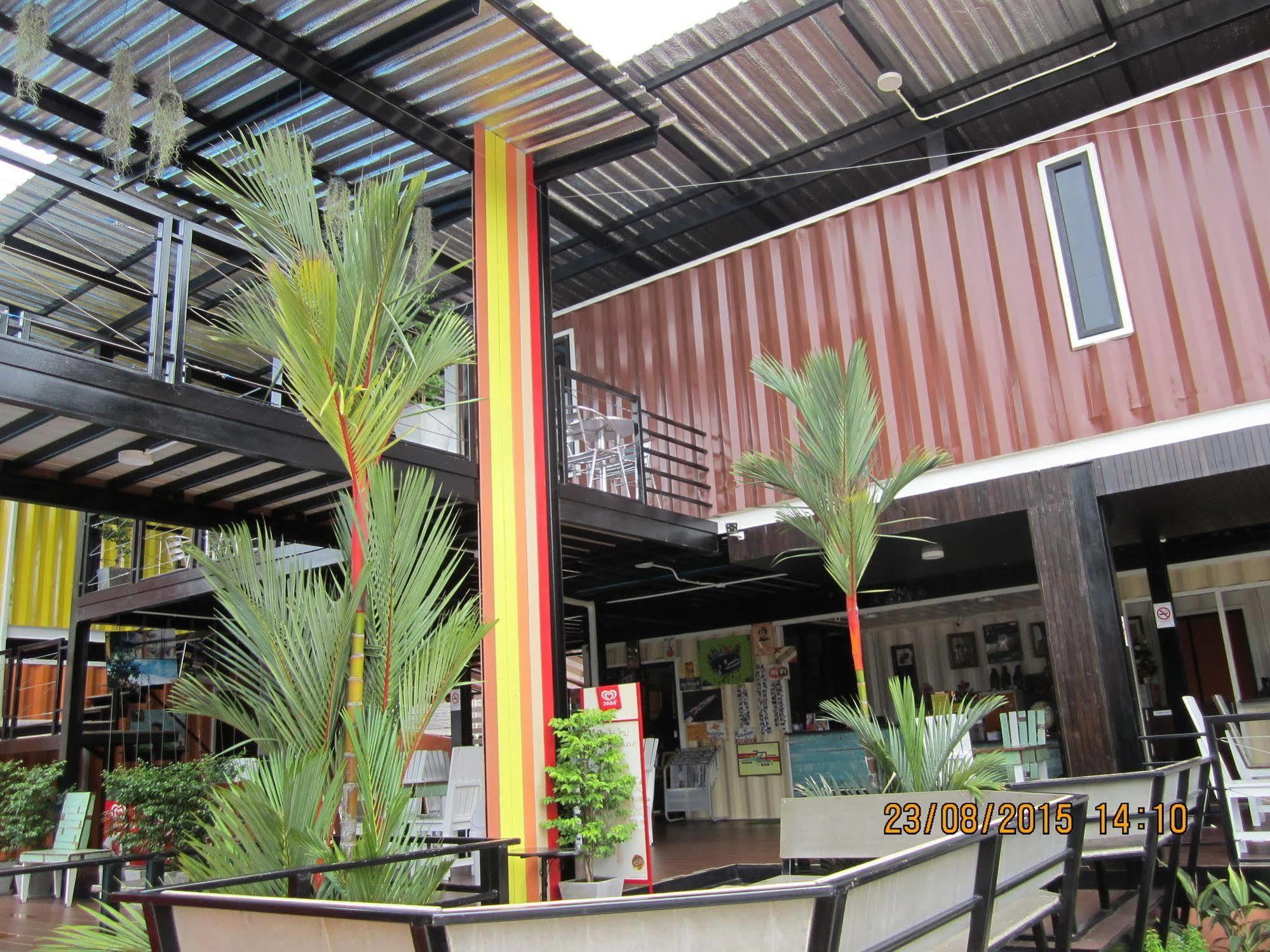 Retro Box Hotel Chumphon Εξωτερικό φωτογραφία